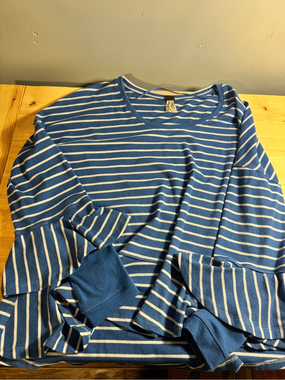 WE THE FREE STRIPED BLUE LONG SLEEVE